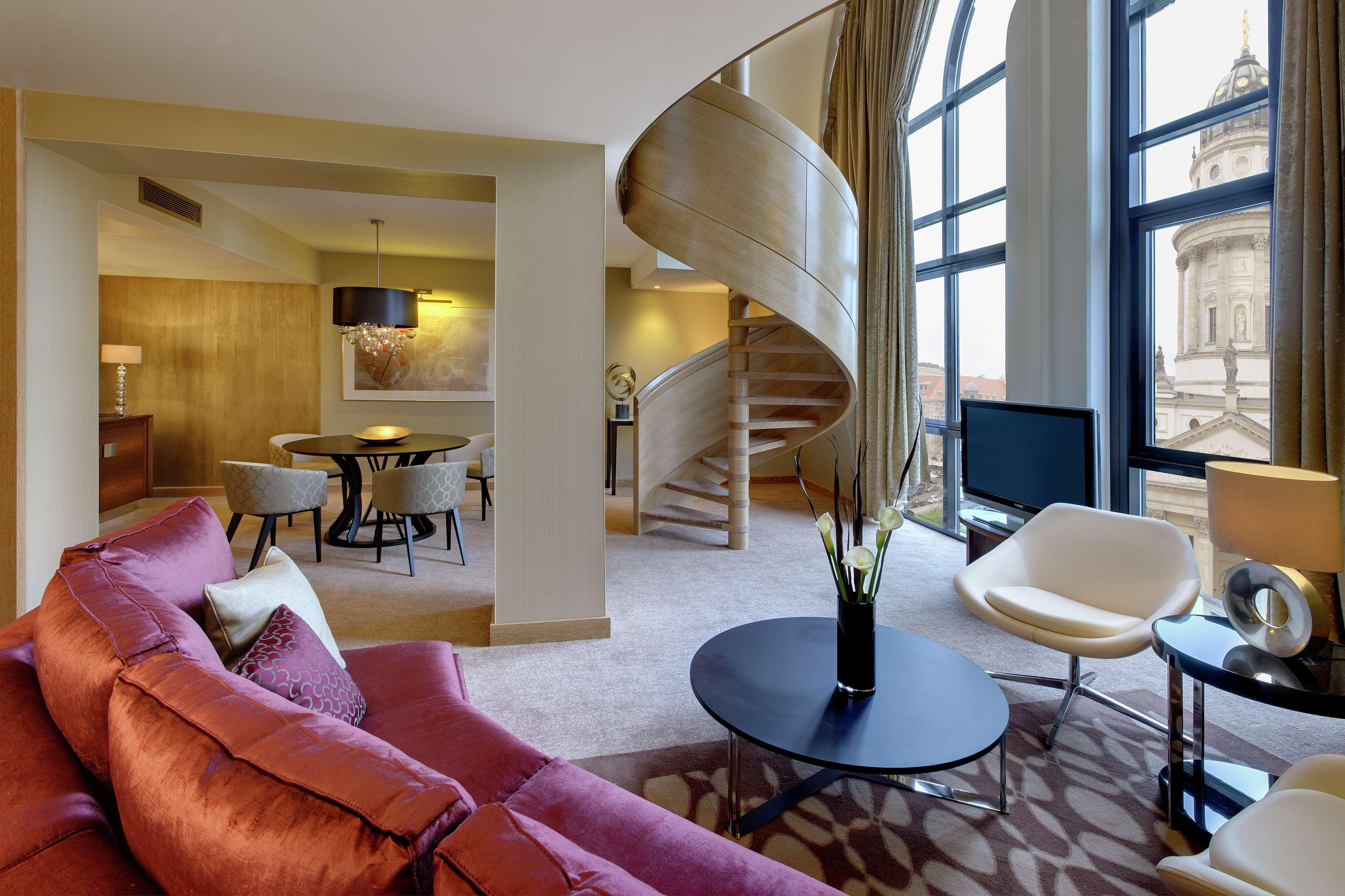Hilton 5*