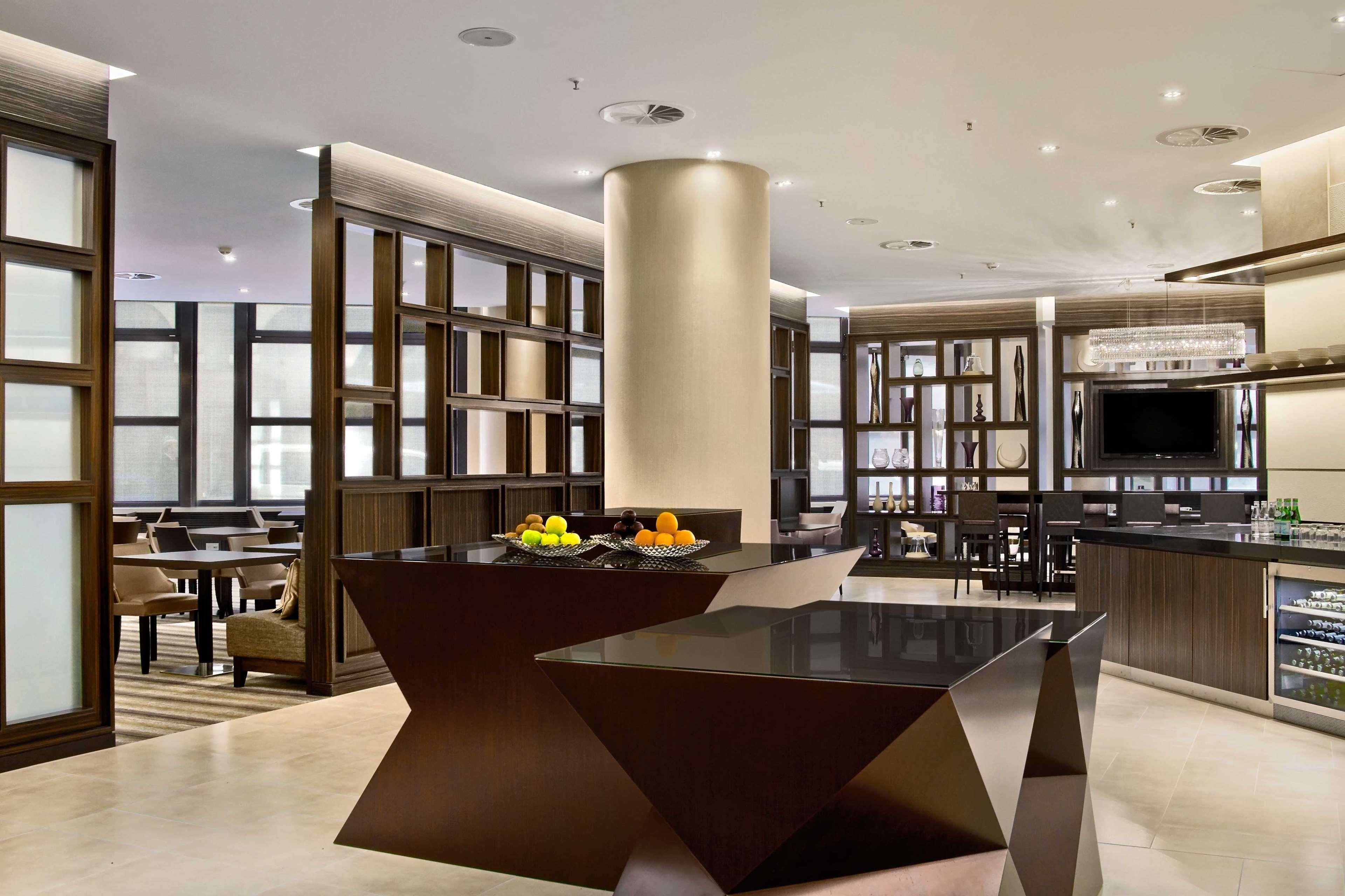 Hilton Hotel 5*